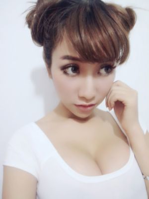 国产又湿又黄又白丝无遮挡_720超清在线观看