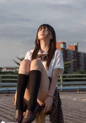 成人精品免费毛片7778_高清免费观看电视剧