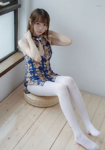 日韩免费月v_BD英语高清视频播放
